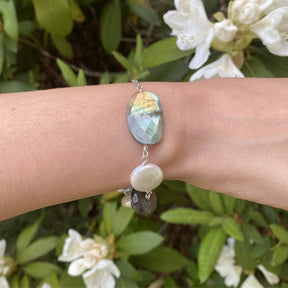 Pearl and Labradorite Bracelet - Susan Rodgers Designs