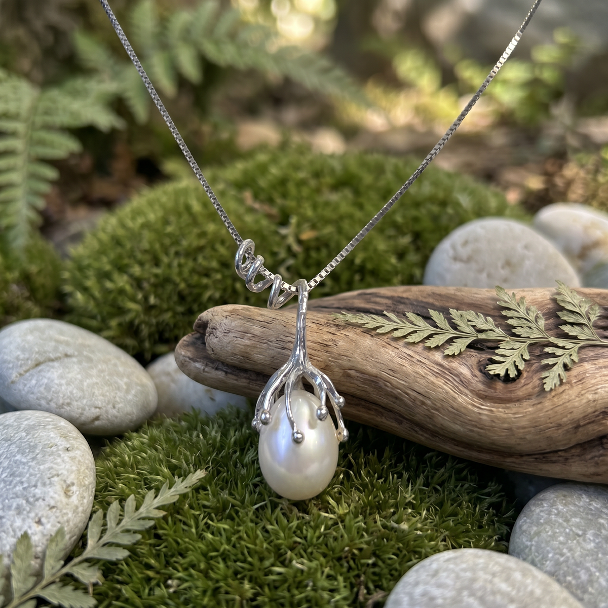 Tendril Necklace
