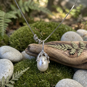 Tendril Necklace